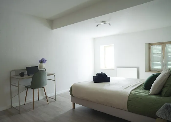 Moderne, 2 Chambre, Centre Hyeres